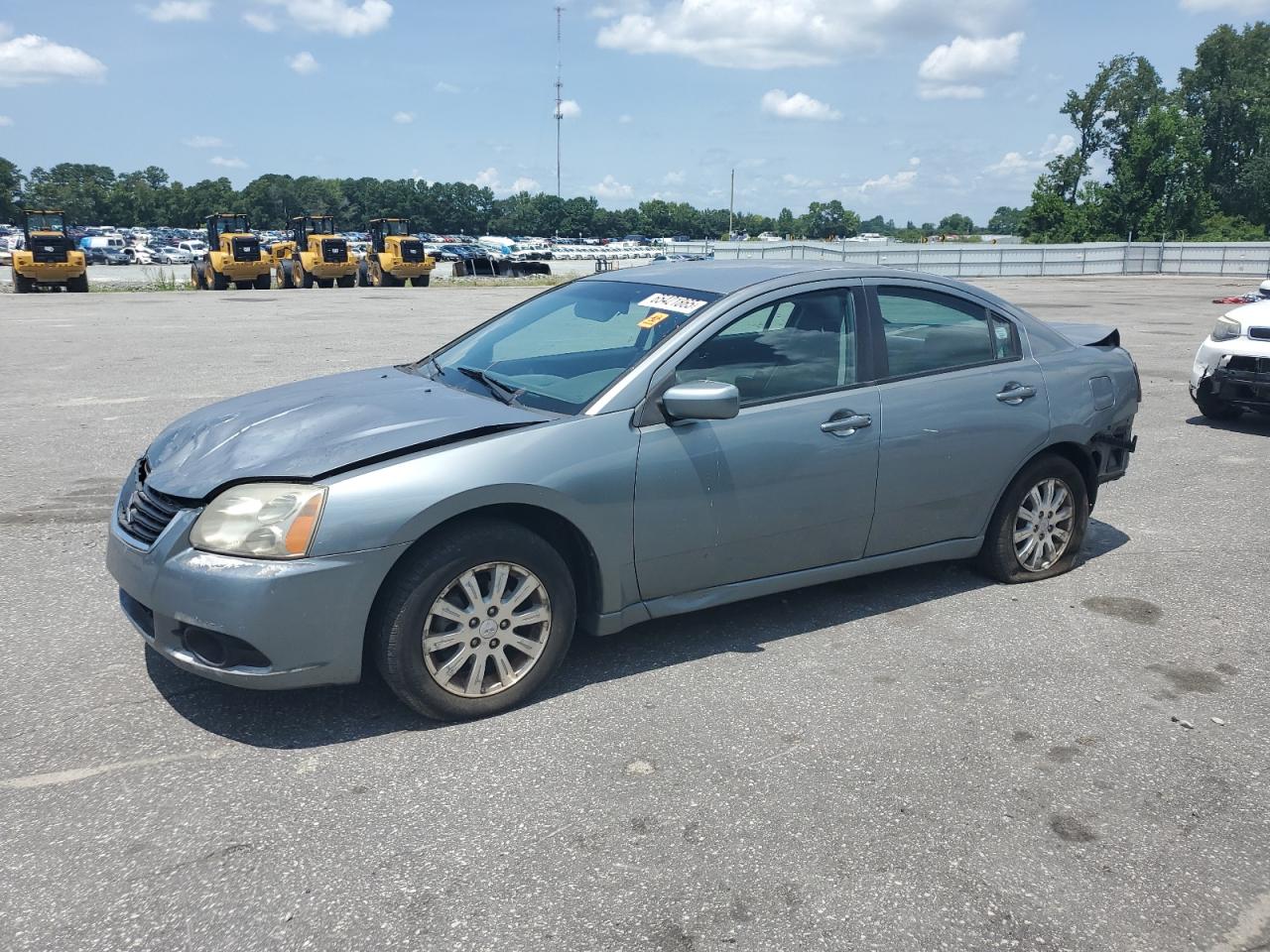 MITSUBISHI GALANT ES 2009