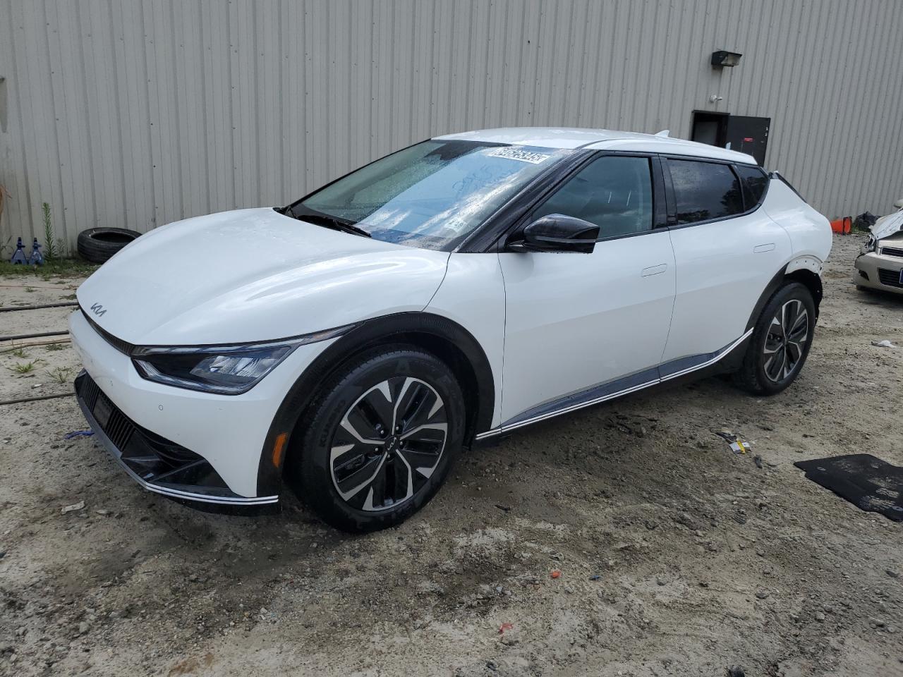 KIA EV6 LIGHT 2024