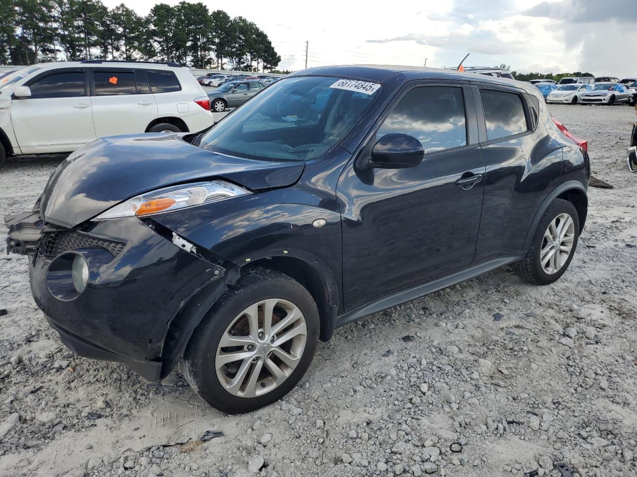 NISSAN JUKE S 2012