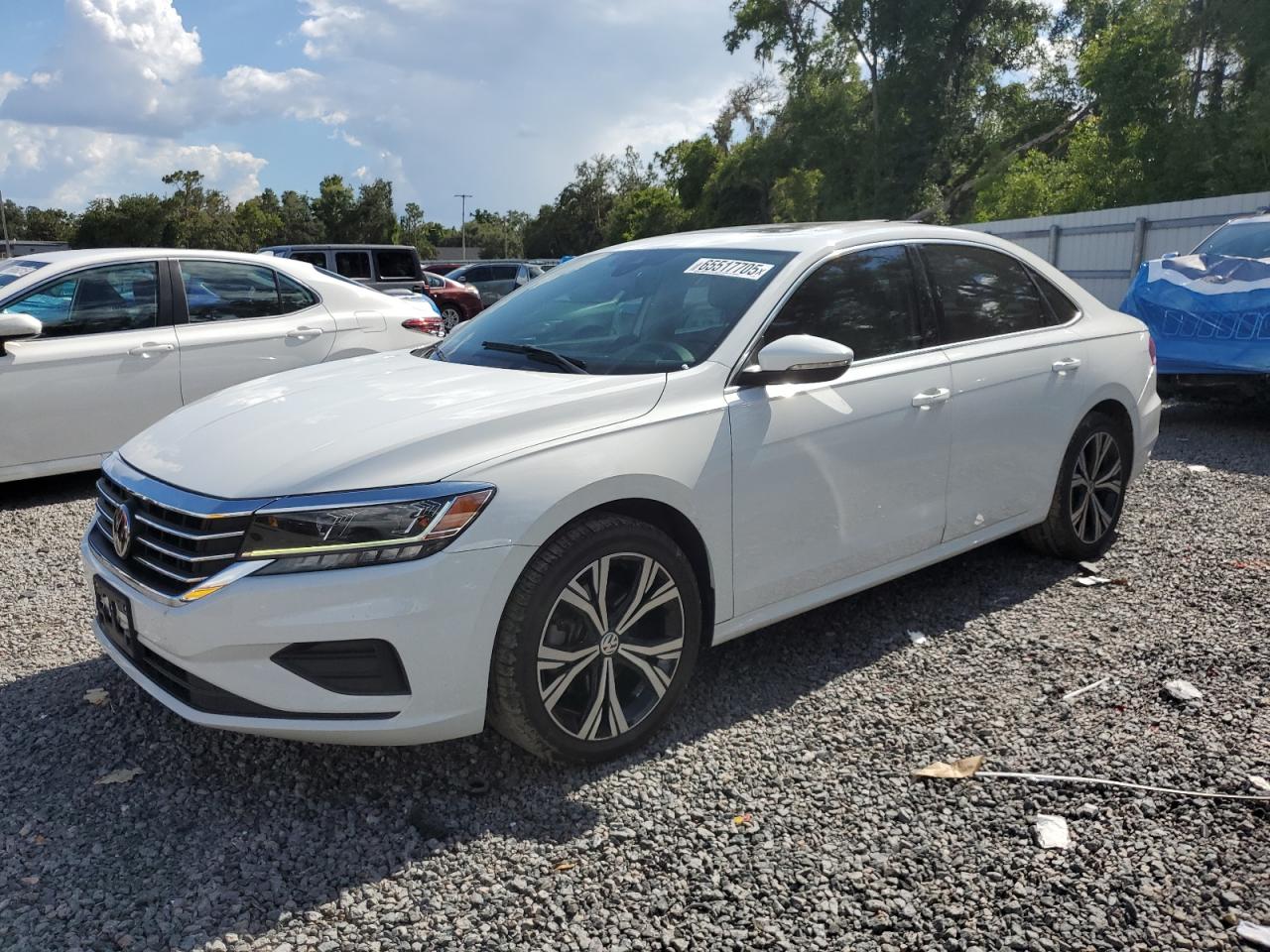 VOLKSWAGEN PASSAT SE 2022