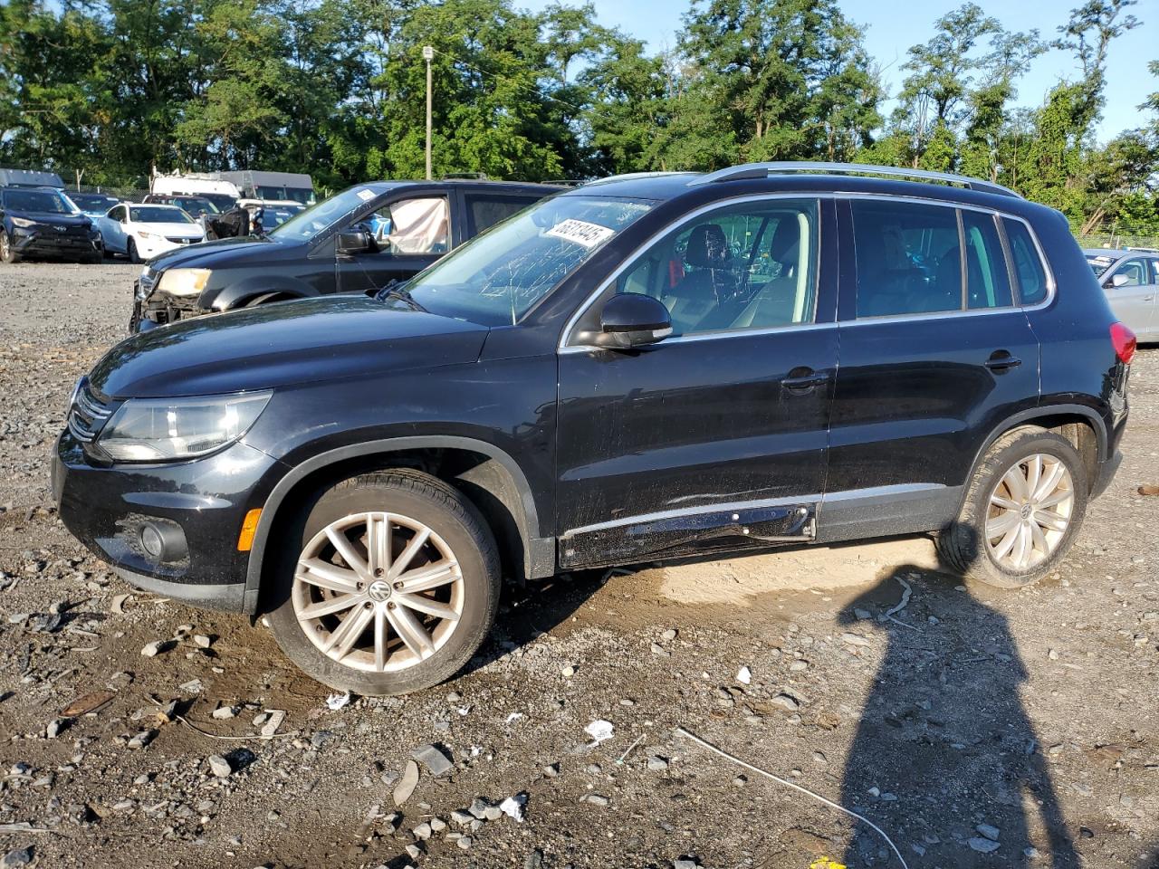 VOLKSWAGEN TIGUAN S 2015
