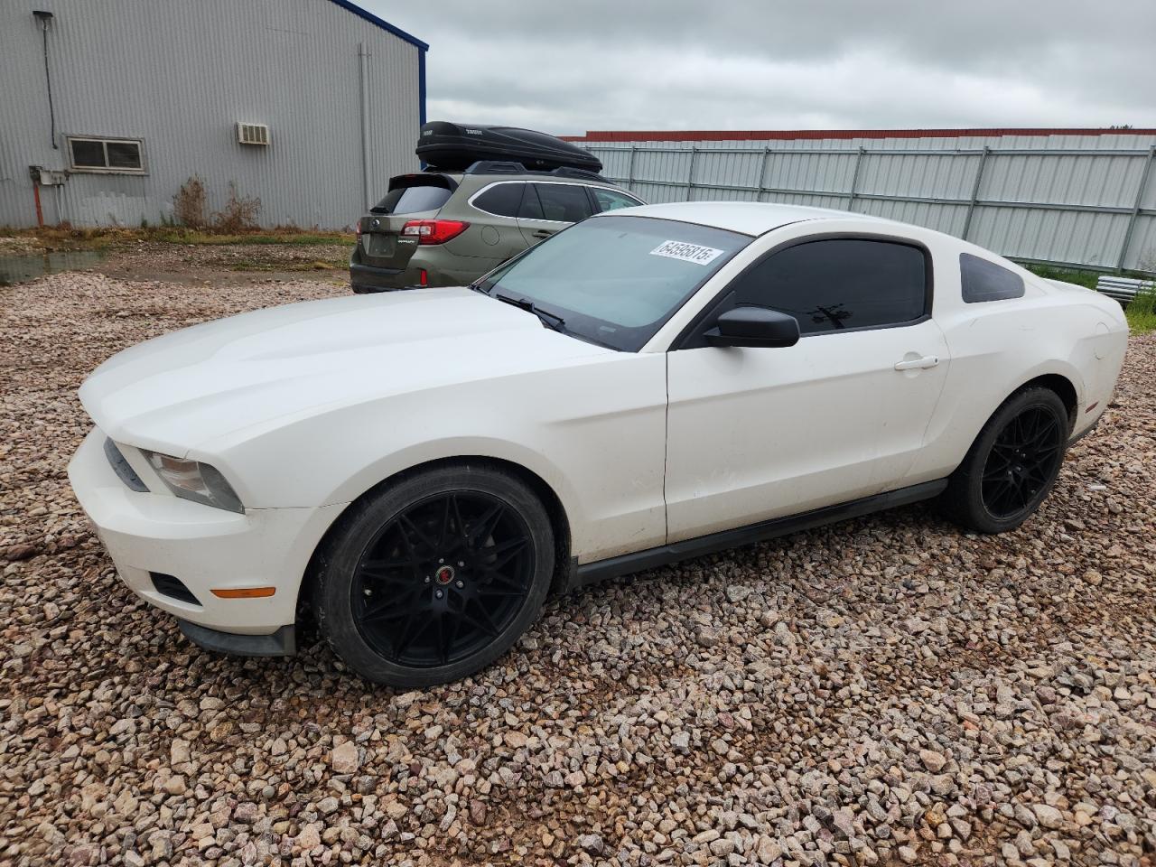 FORD MUSTANG 2011