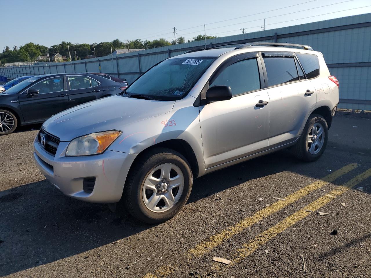 TOYOTA RAV4 2011