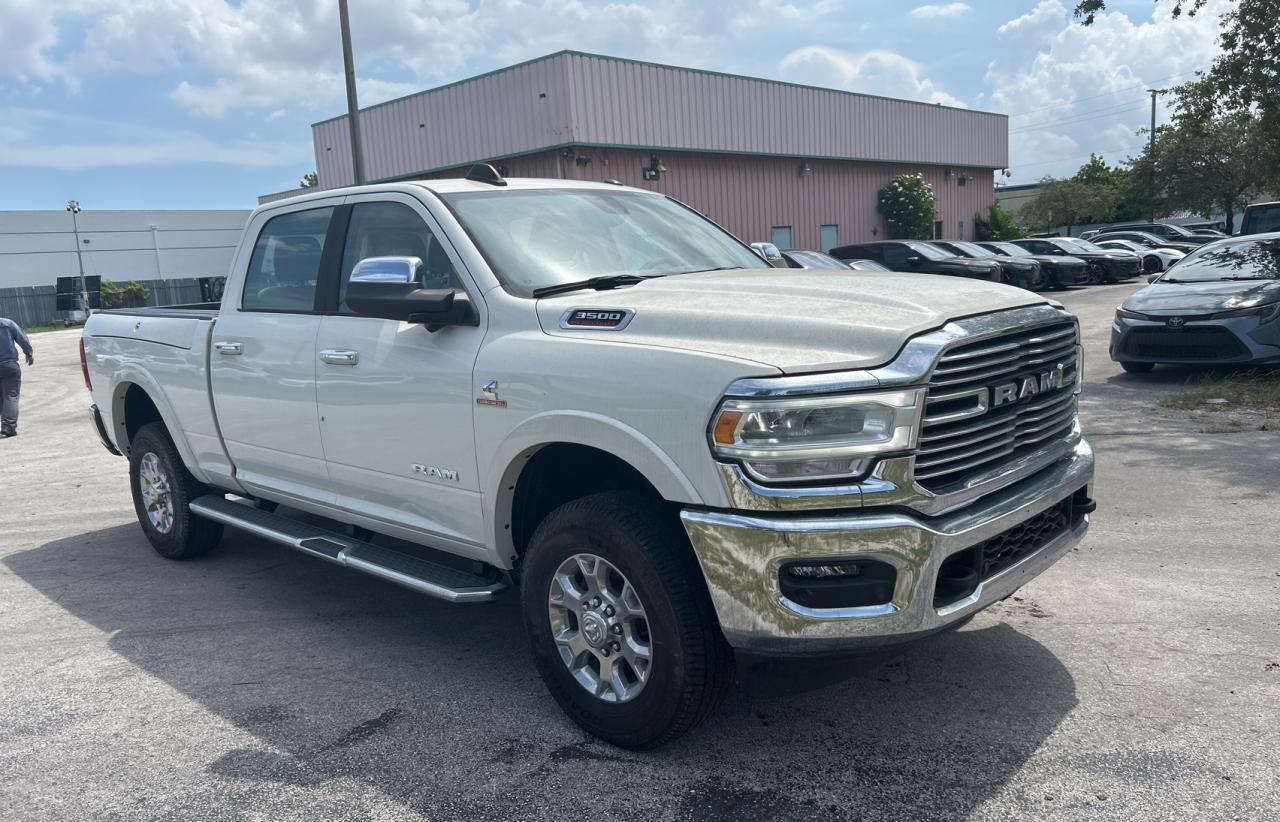 RAM 3500 LARAMIE 2022