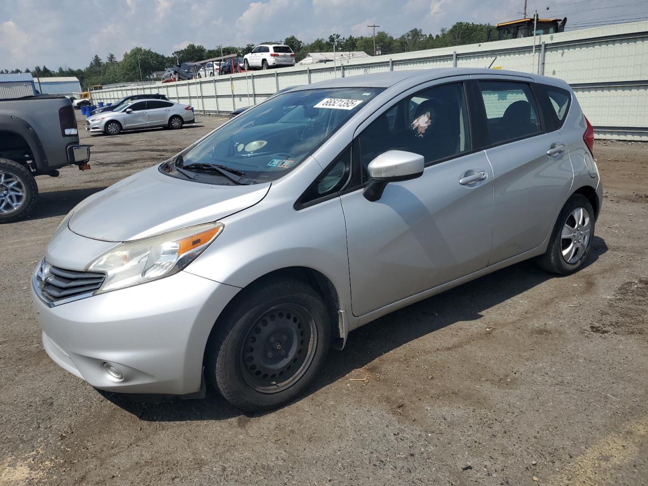 NISSAN VERSA 2015
