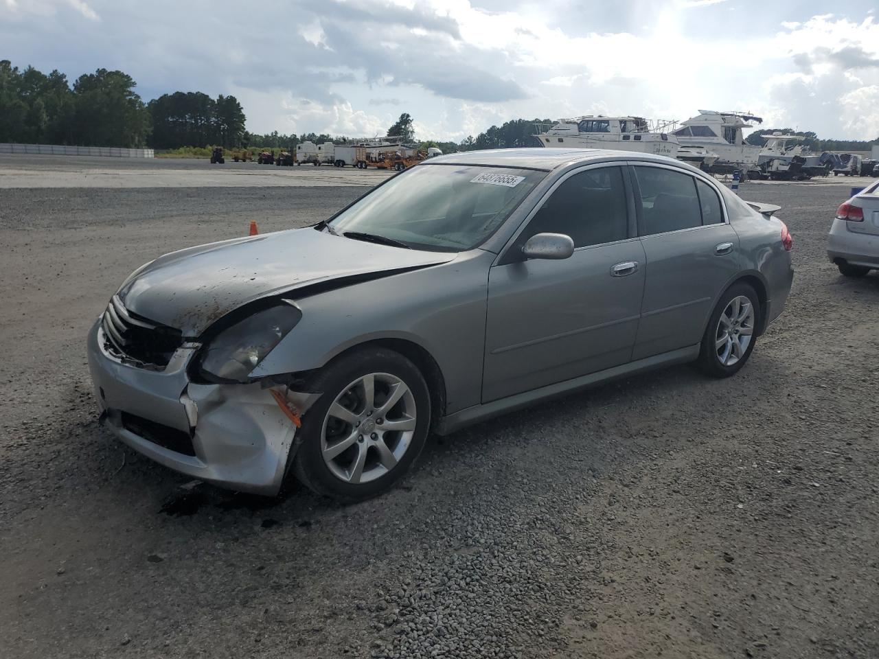 INFINITI G35 2005