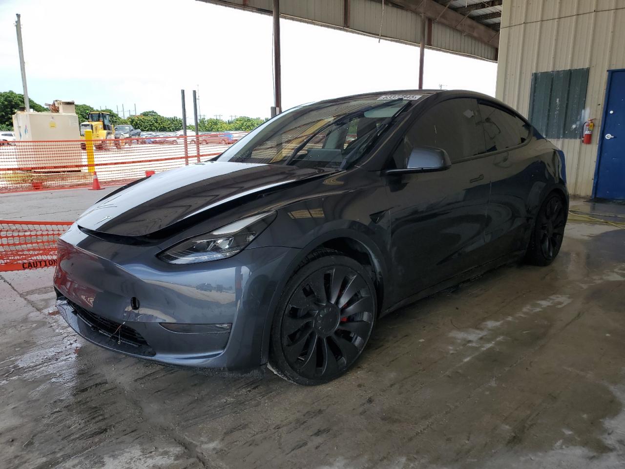TESLA MODEL Y 2023