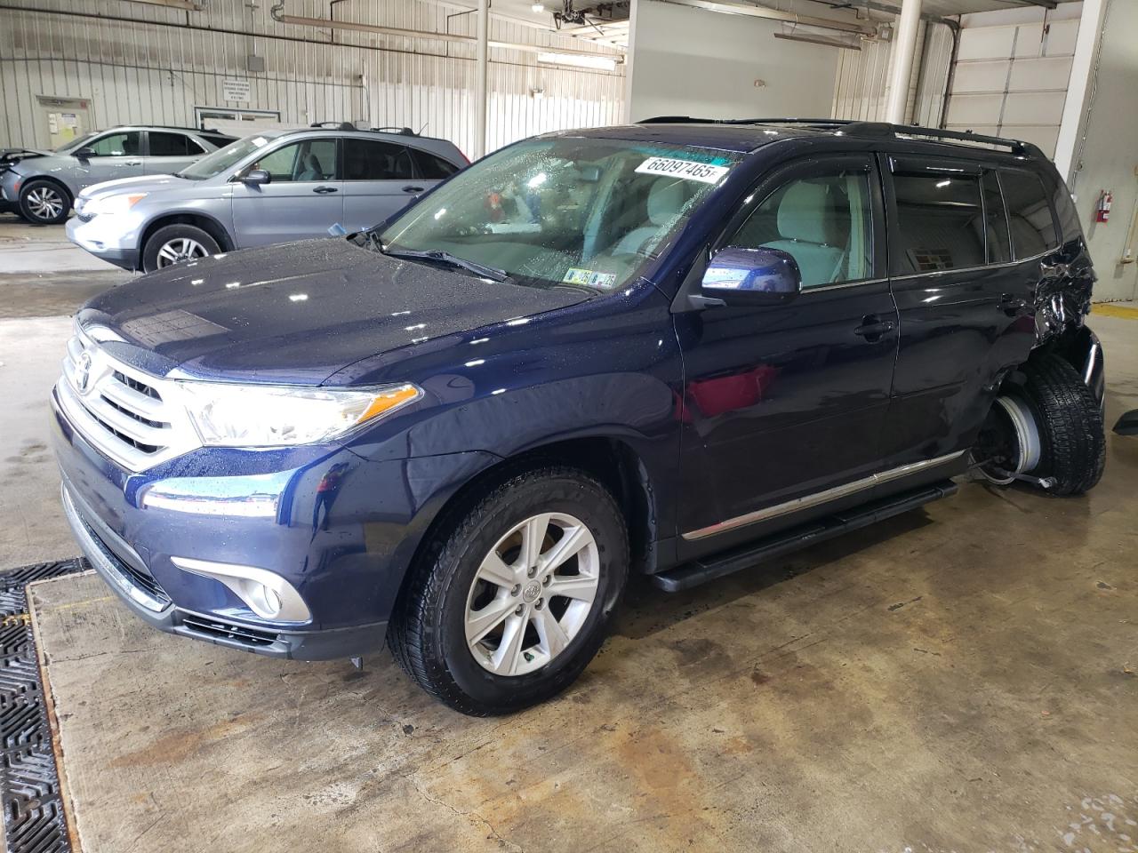 TOYOTA HIGHLANDER 2011