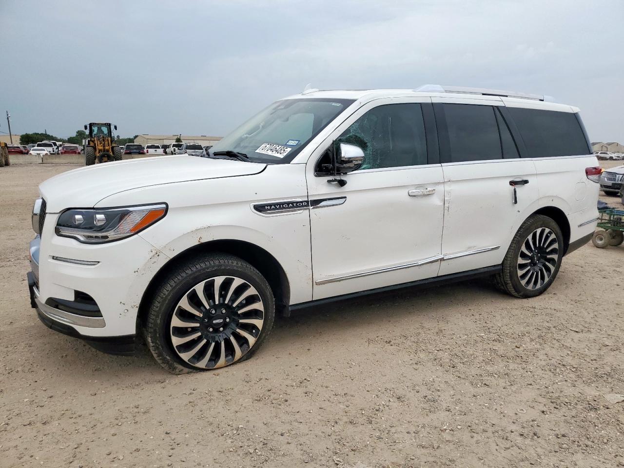 LINCOLN NAVIGATOR 2024