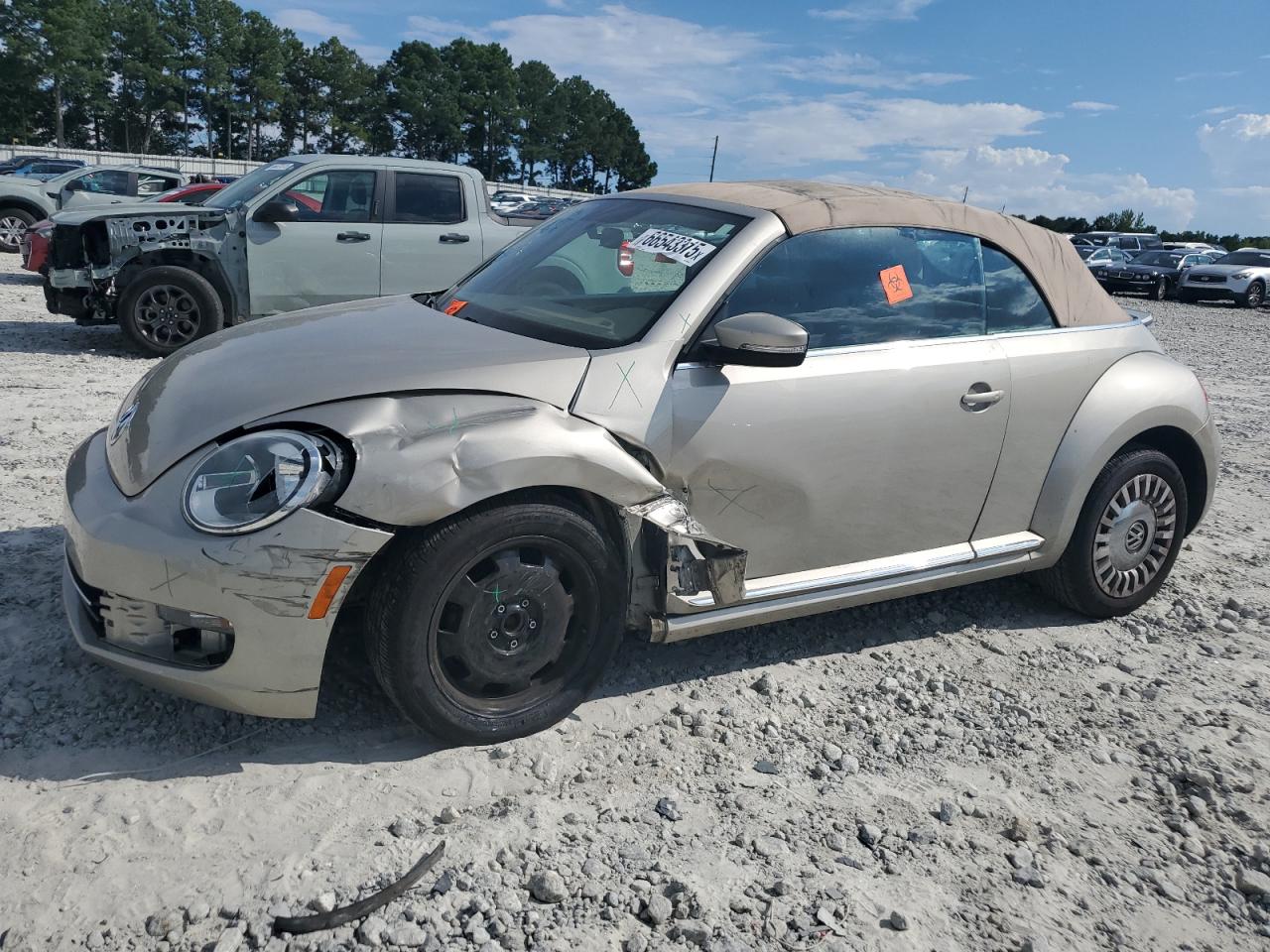 VOLKSWAGEN BEETLE 1.8 2015
