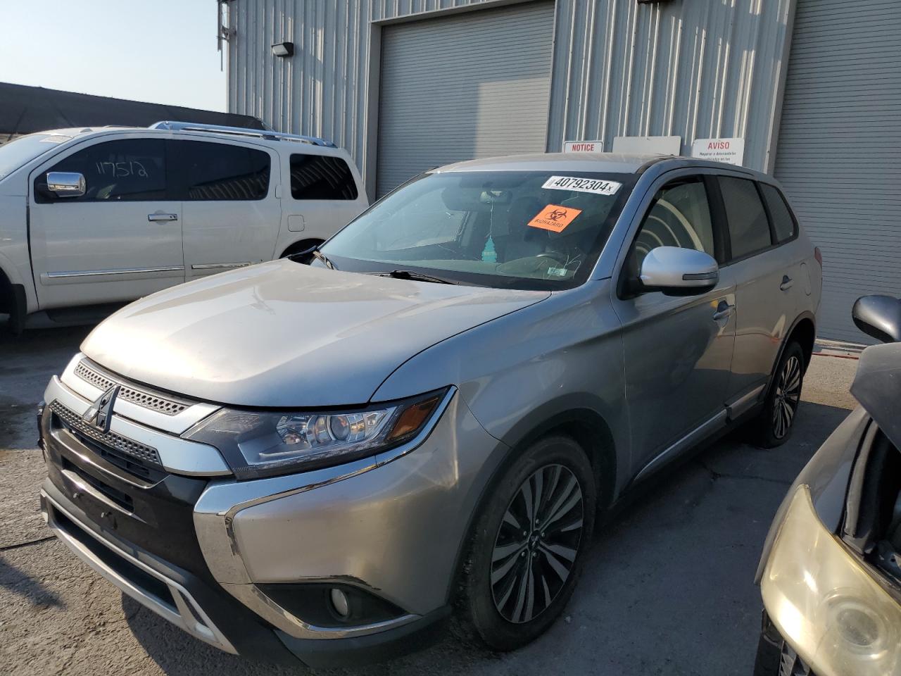 MITSUBISHI OUTLANDER SE 2019