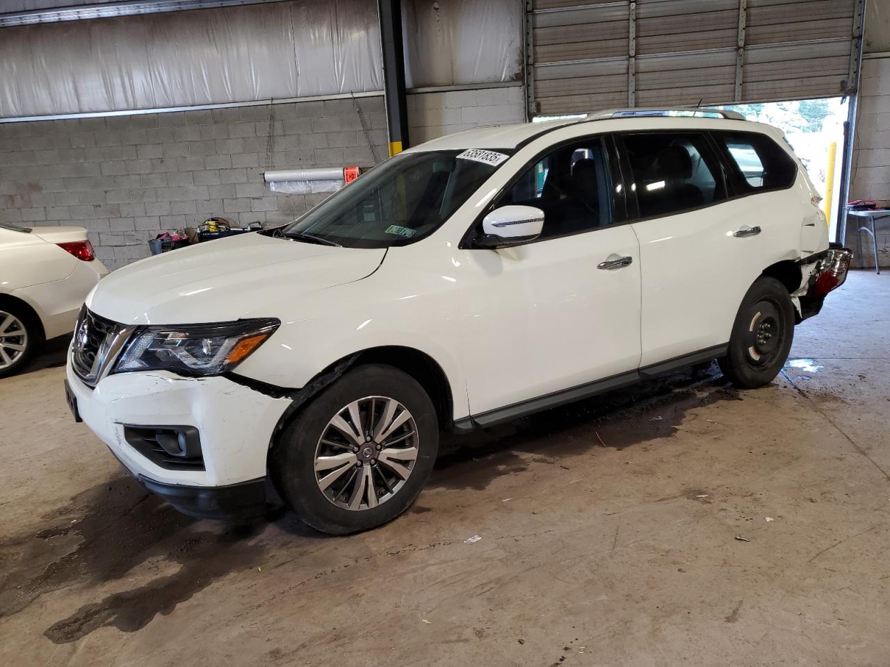 NISSAN PATHFINDER 2018