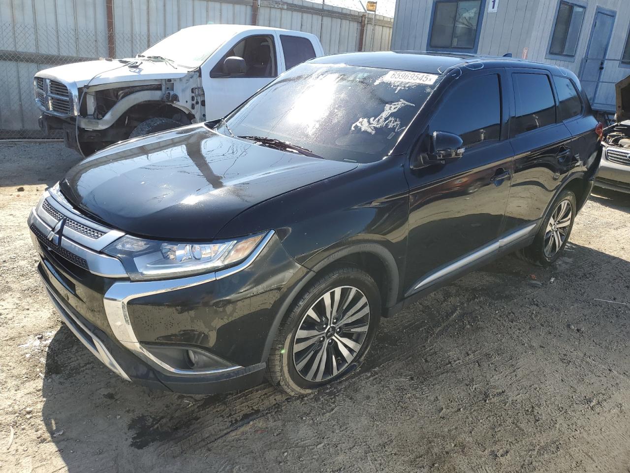 MITSUBISHI OUTLANDER 2020