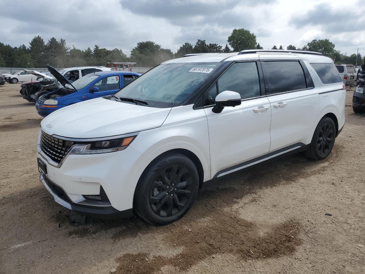 KIA CARNIVAL S 2023