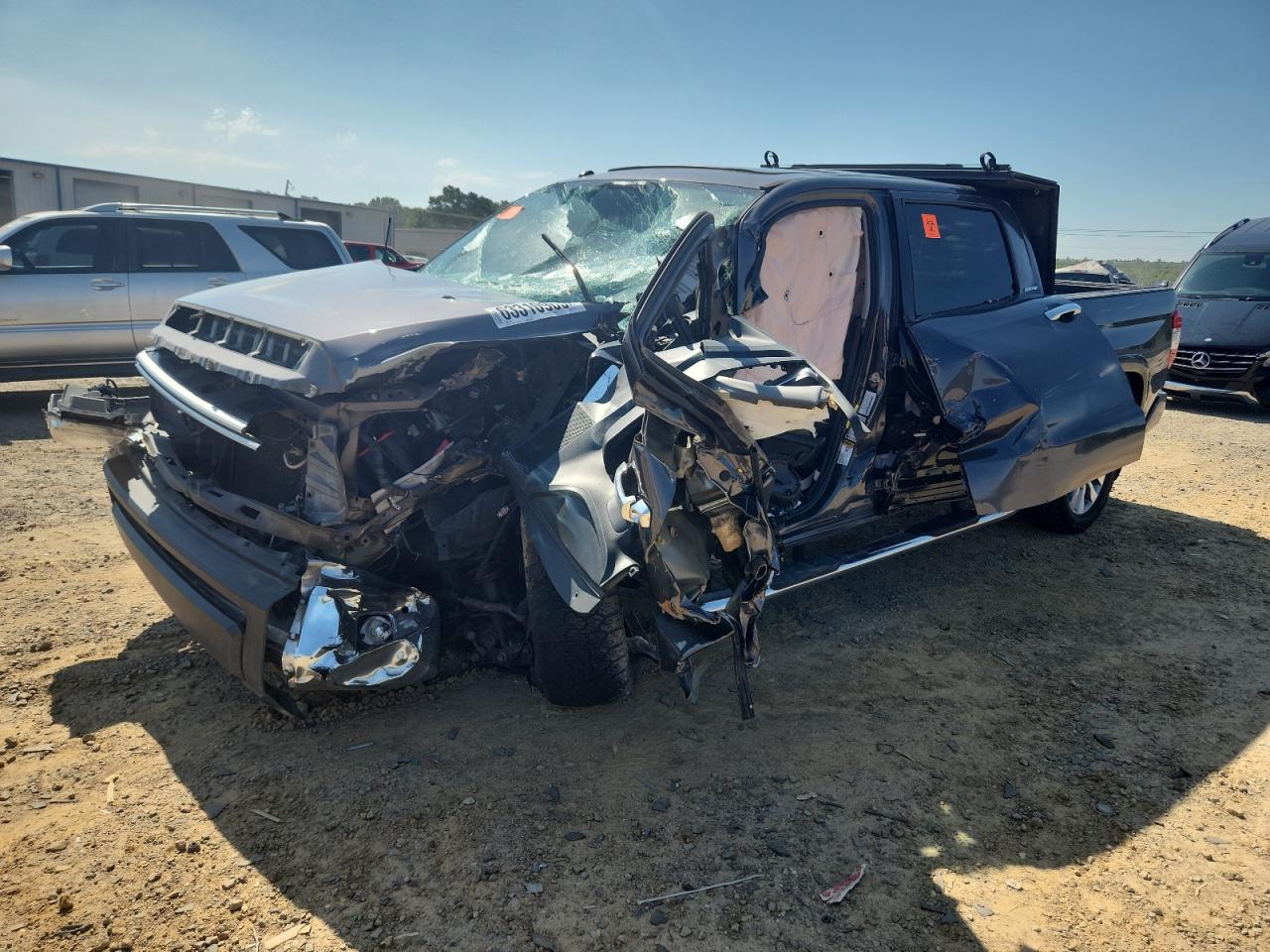 TOYOTA TUNDRA CRE 2017