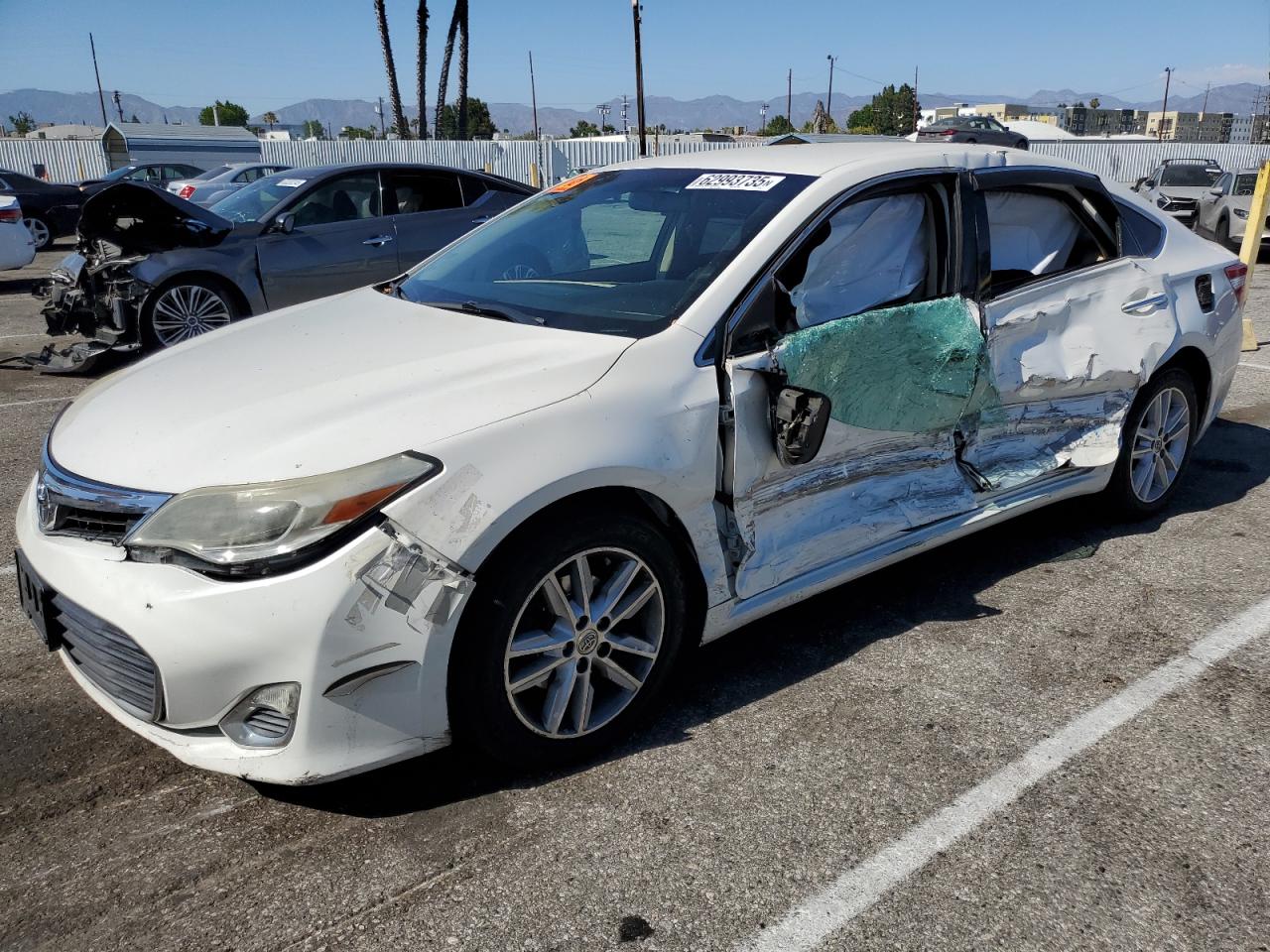 TOYOTA AVALON 2014