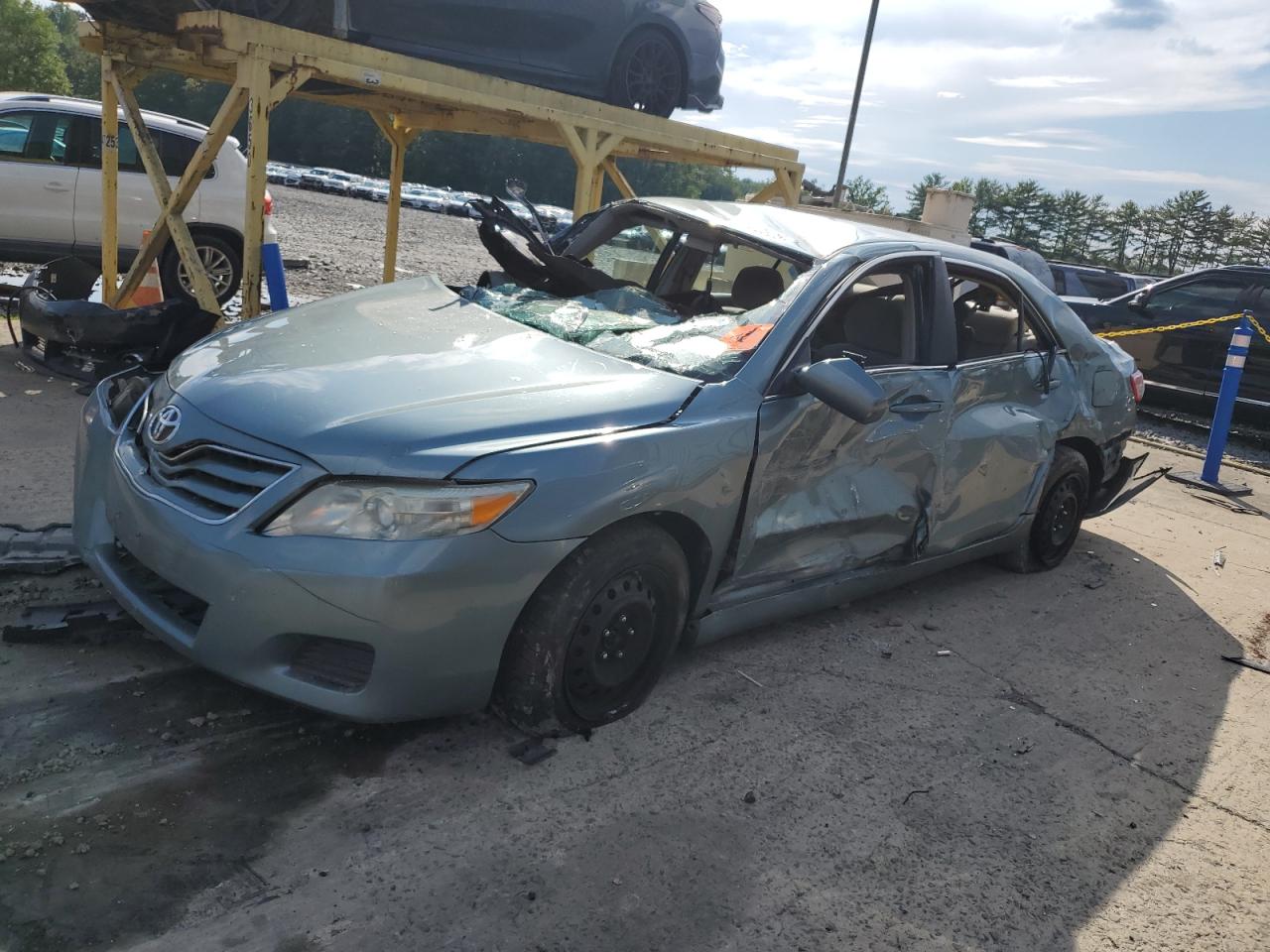 TOYOTA CAMRY BASE 2011