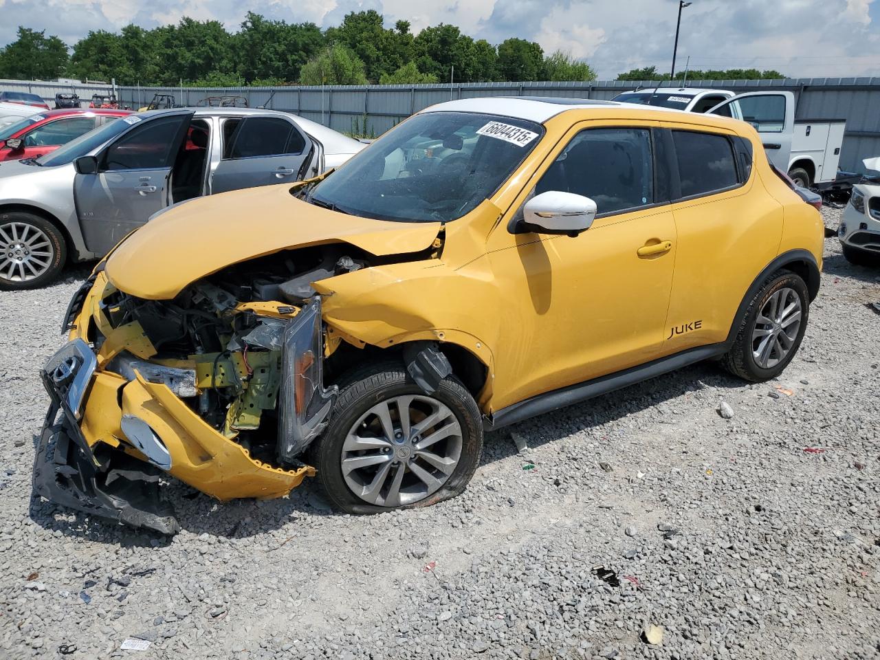 NISSAN JUKE S 2015