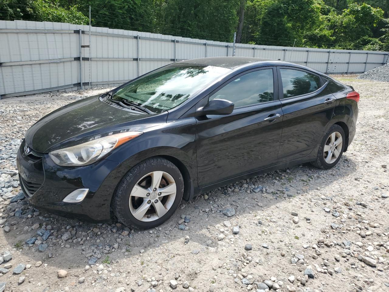 HYUNDAI ELANTRA GL 2012