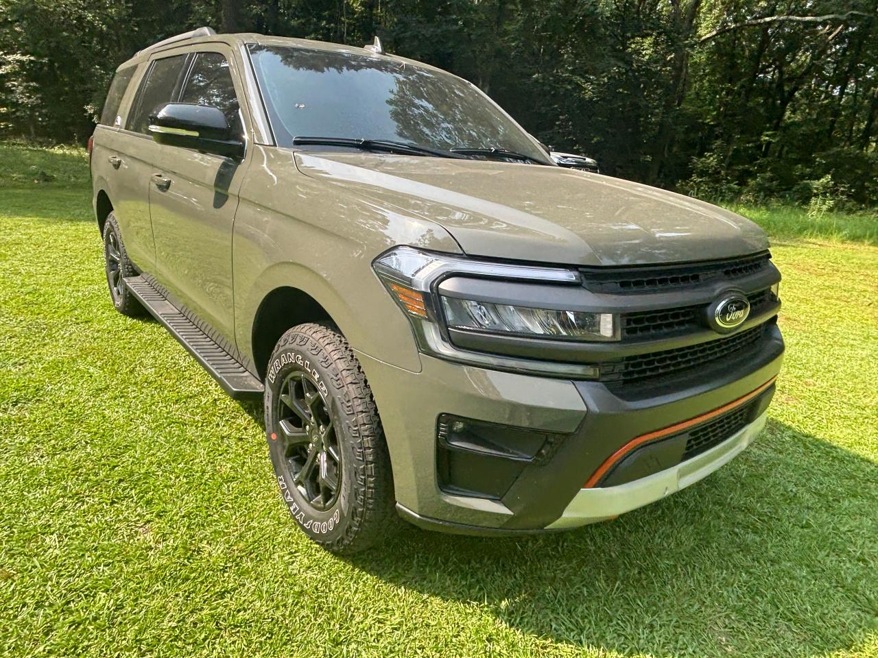 FORD EXPEDITION 2024