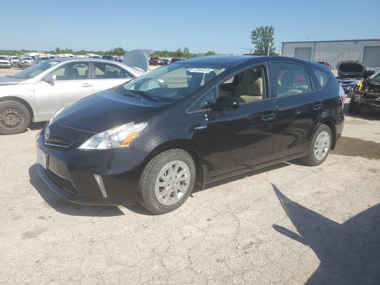 TOYOTA PRIUS V 2012