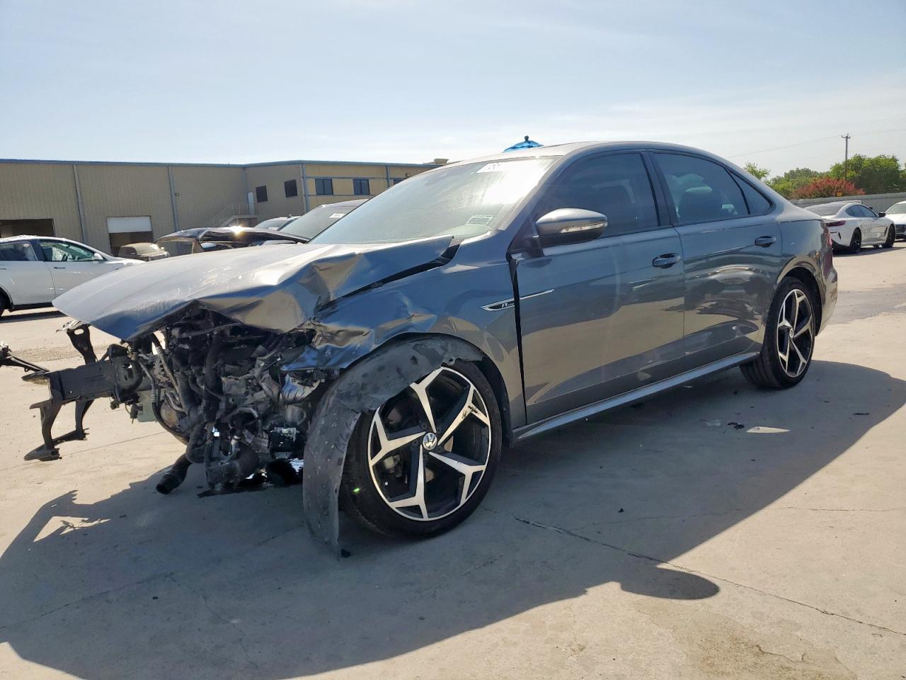 VOLKSWAGEN PASSAT R-L 2020