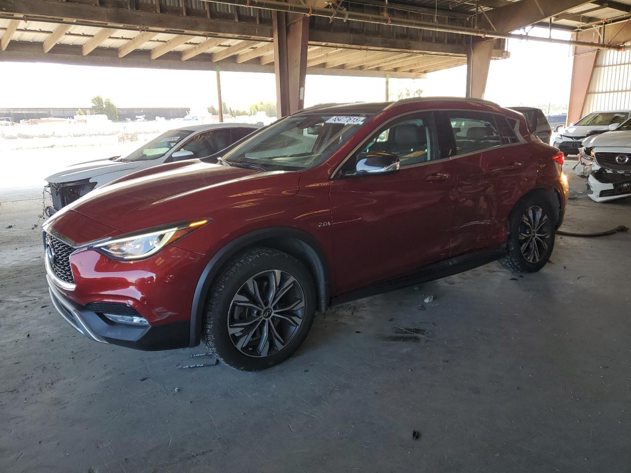 INFINITI QX30 BASE 2017
