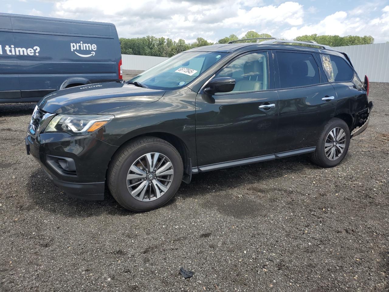 NISSAN PATHFINDER 2017