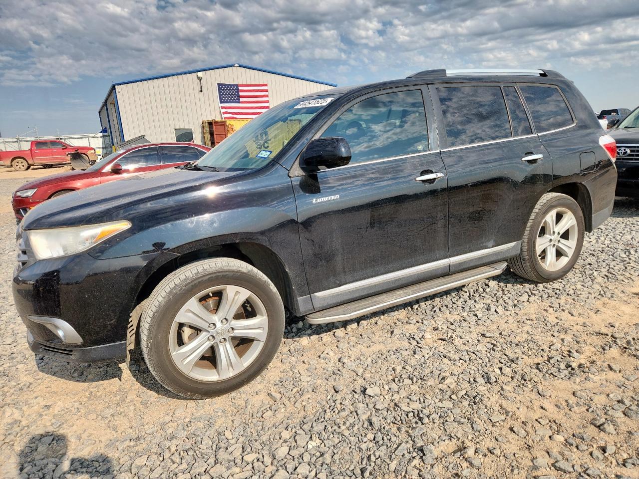 TOYOTA HIGHLANDER 2013