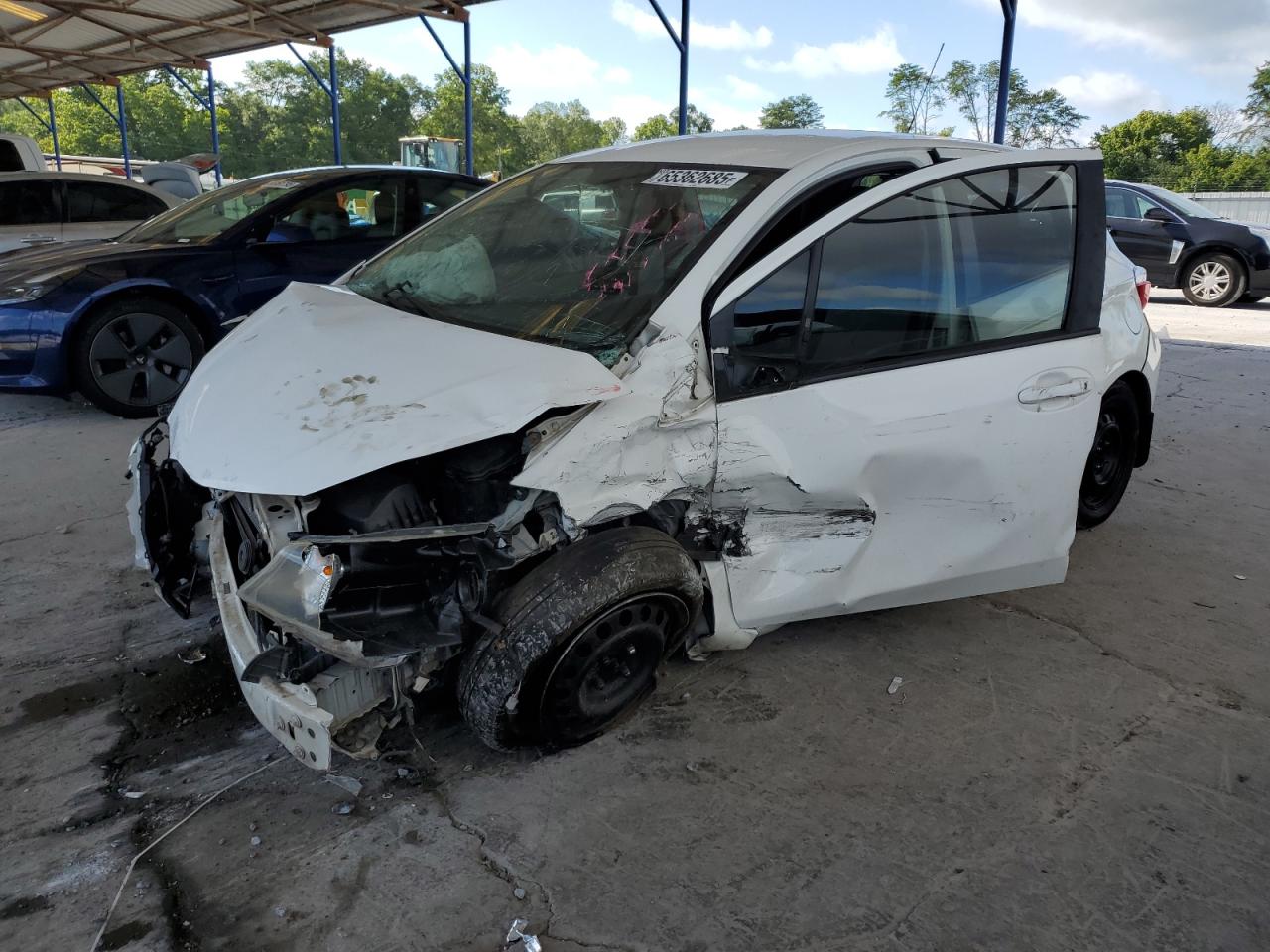TOYOTA YARIS 2013