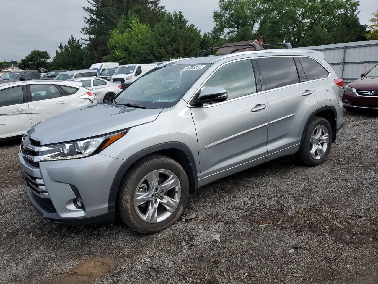 TOYOTA HIGHLANDER 2019