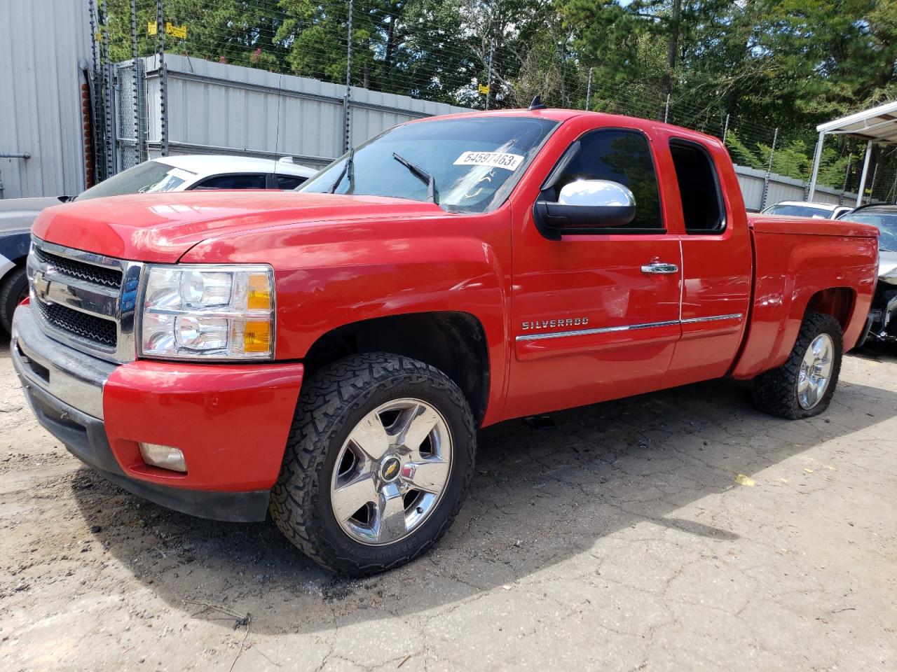 CHEVROLET SILVERADO 2011