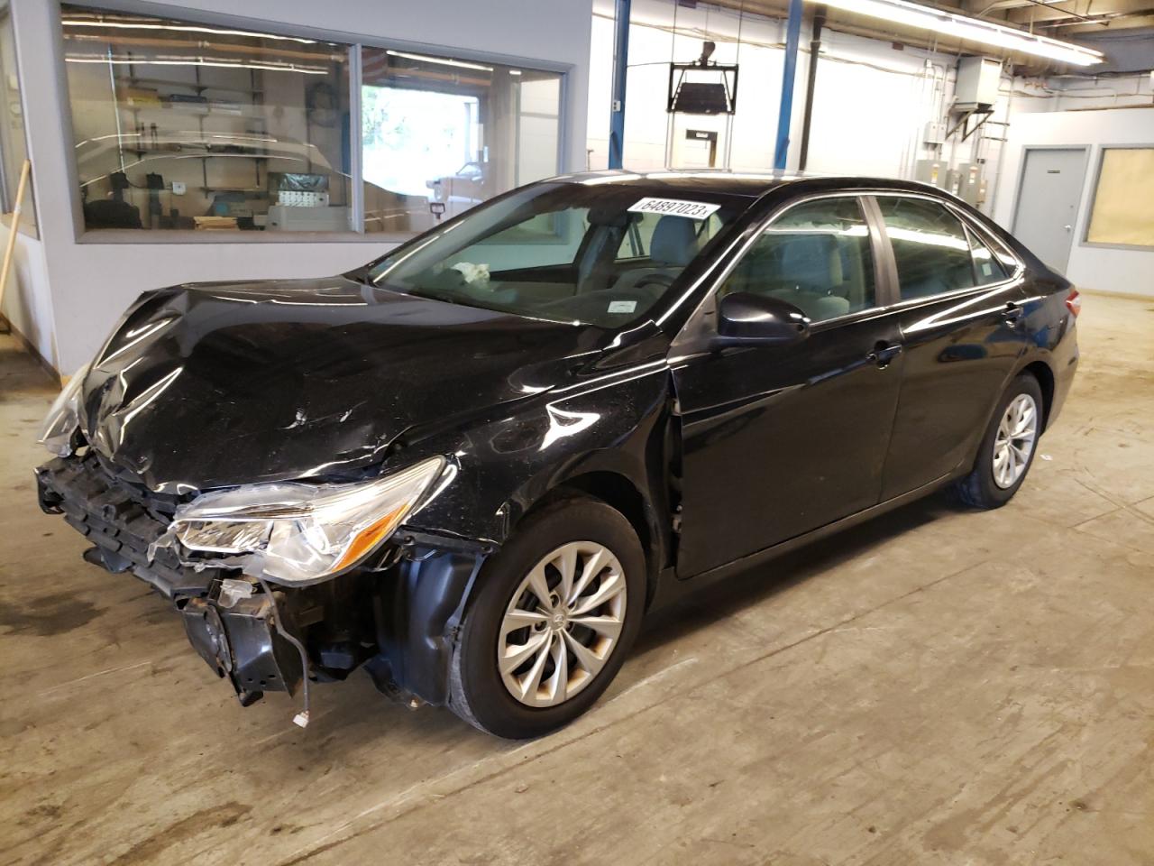 TOYOTA CAMRY LE 2015