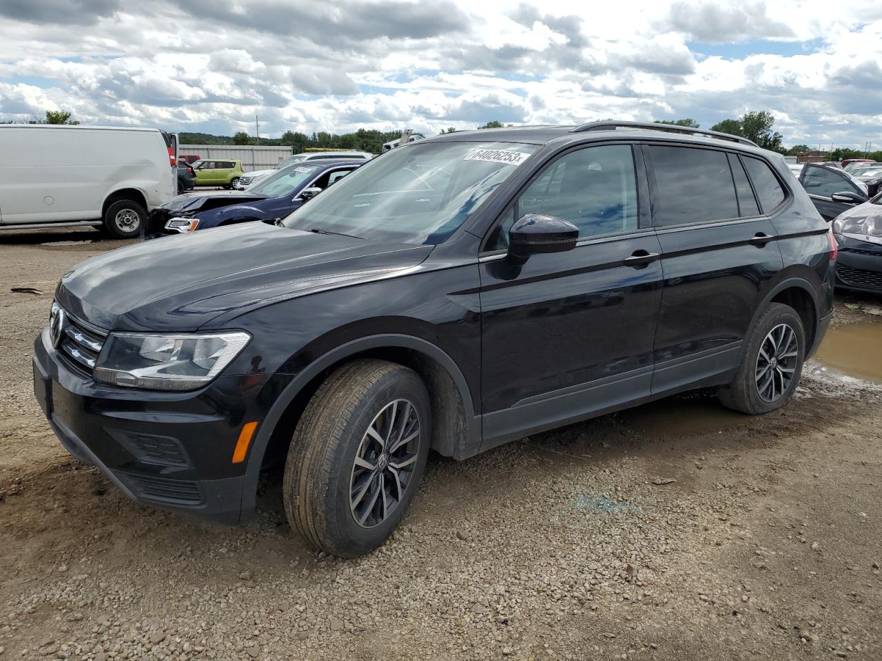 VOLKSWAGEN TIGUAN S 2021