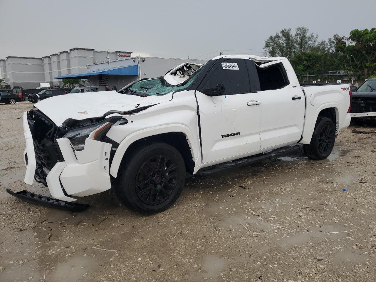 TOYOTA Tundra Cre 2024