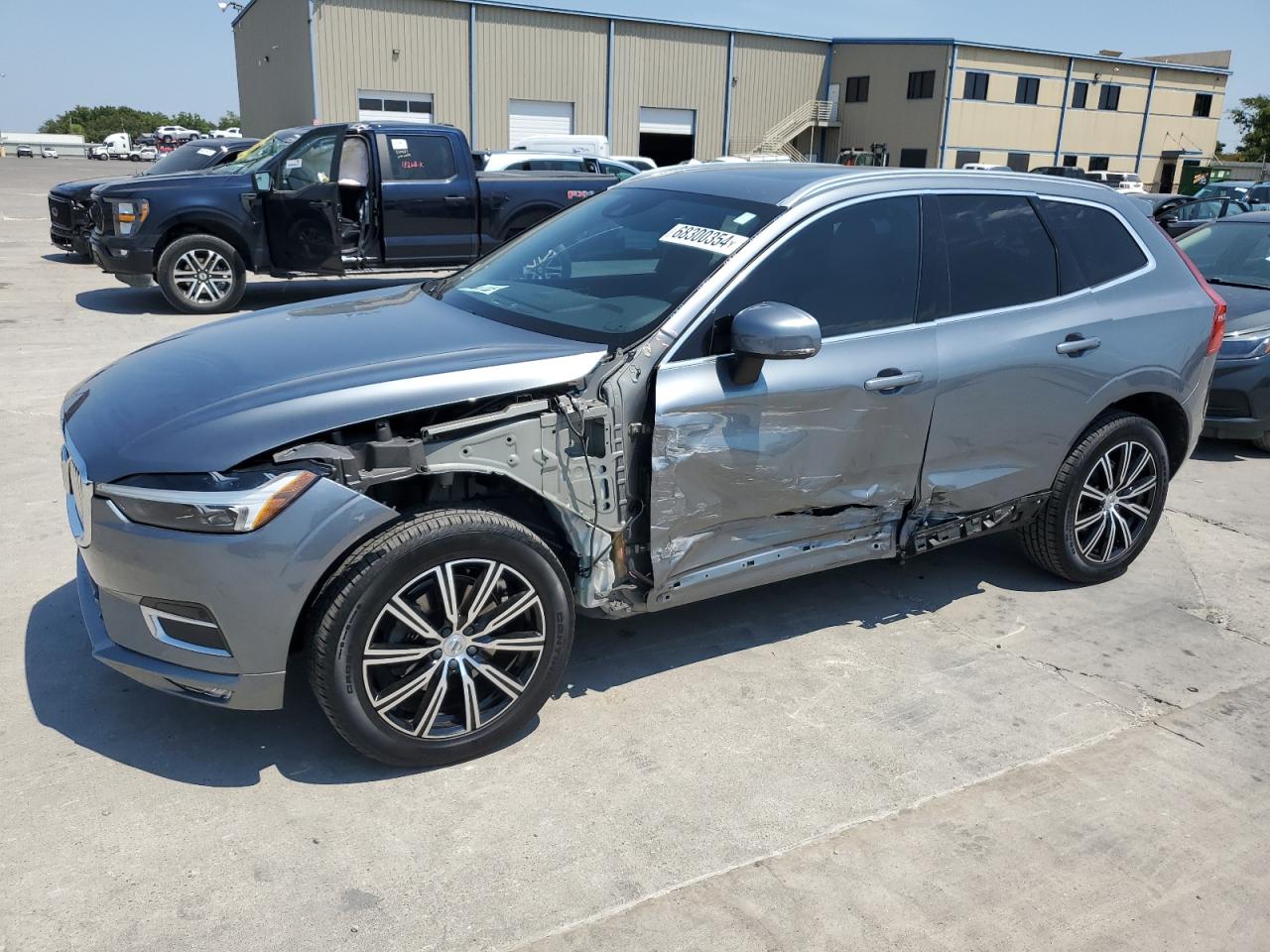 VOLVO XC60 2021