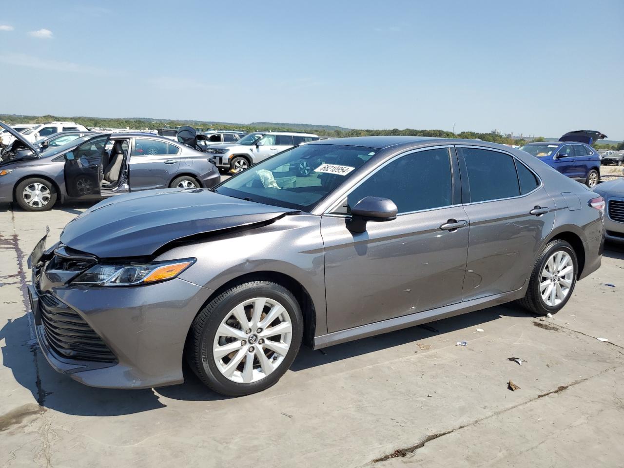 TOYOTA CAMRY LE 2020
