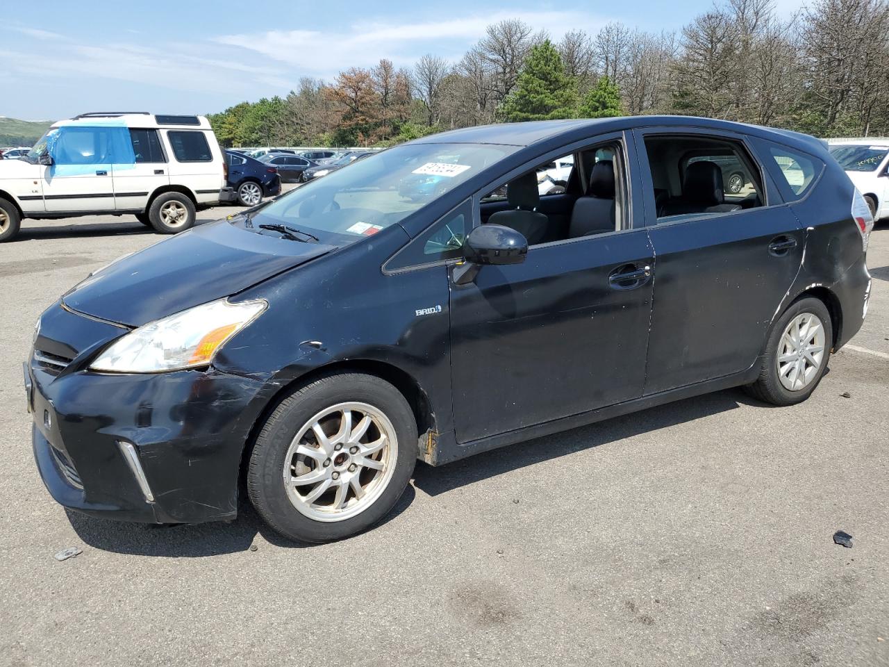 TOYOTA Prius V 2014