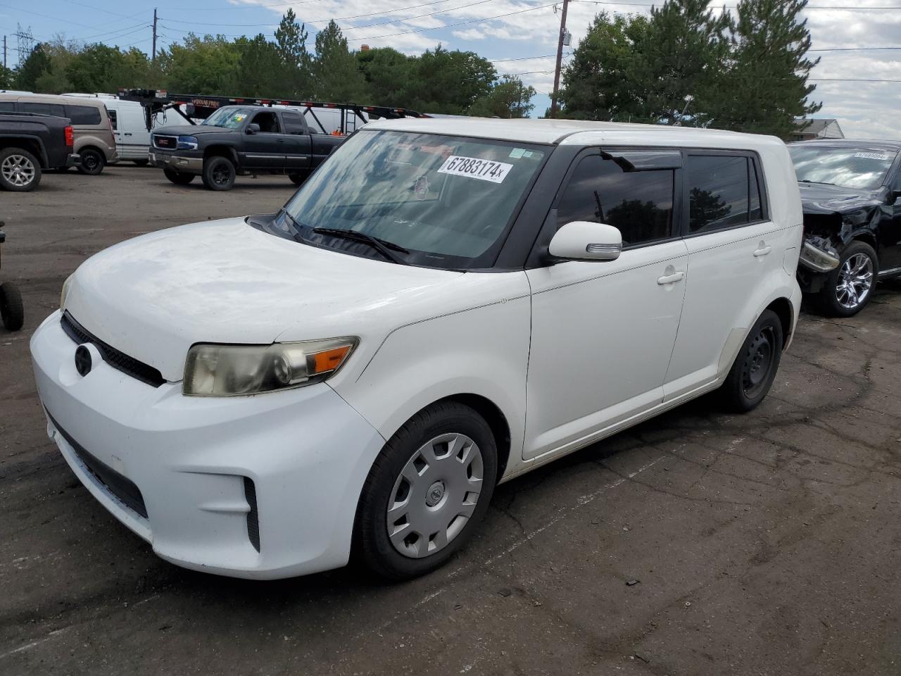 TOYOTA SCION XB 2011
