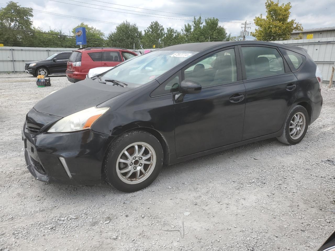 TOYOTA PRIUS V 2014
