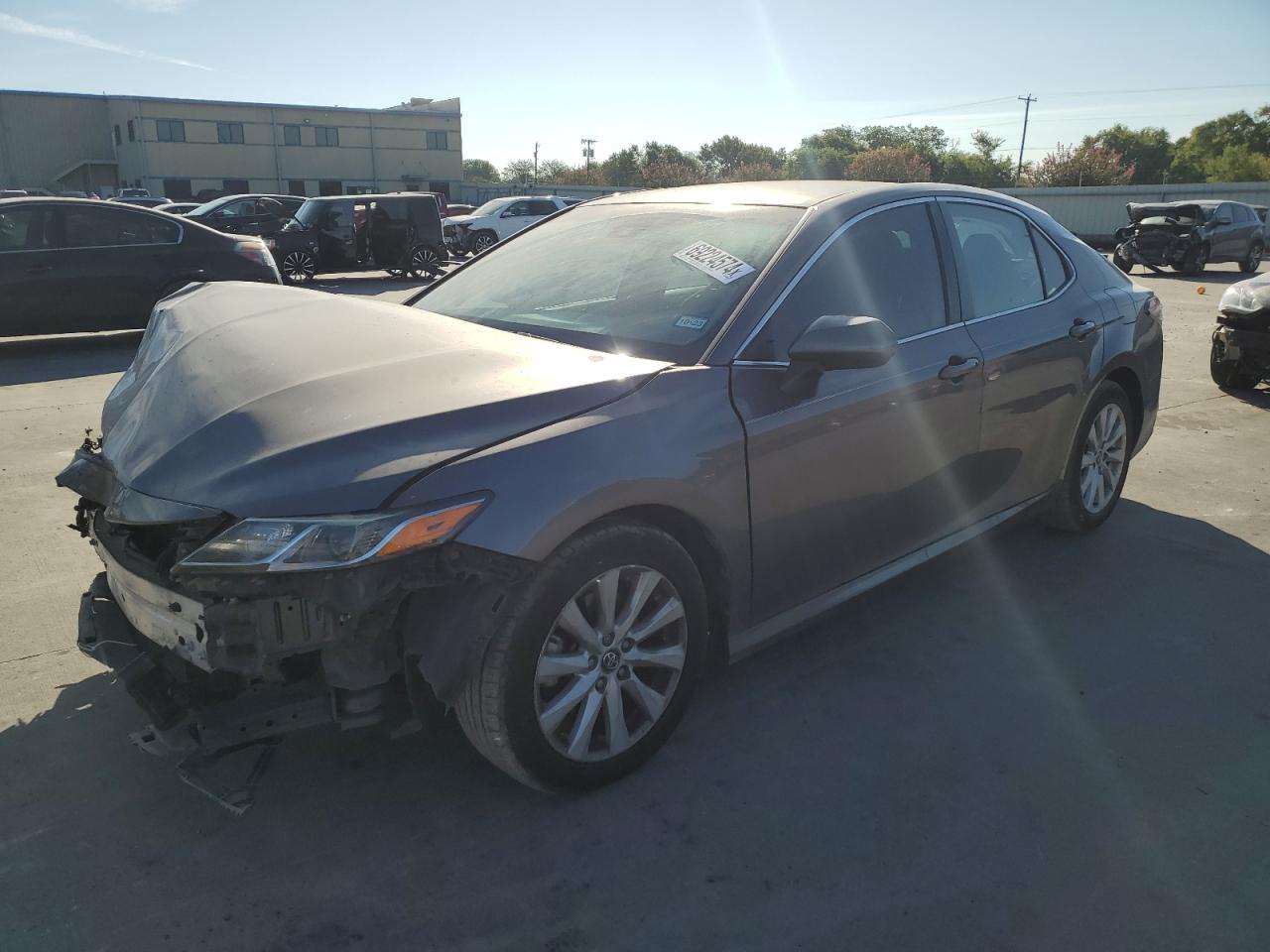 TOYOTA CAMRY LE 2020