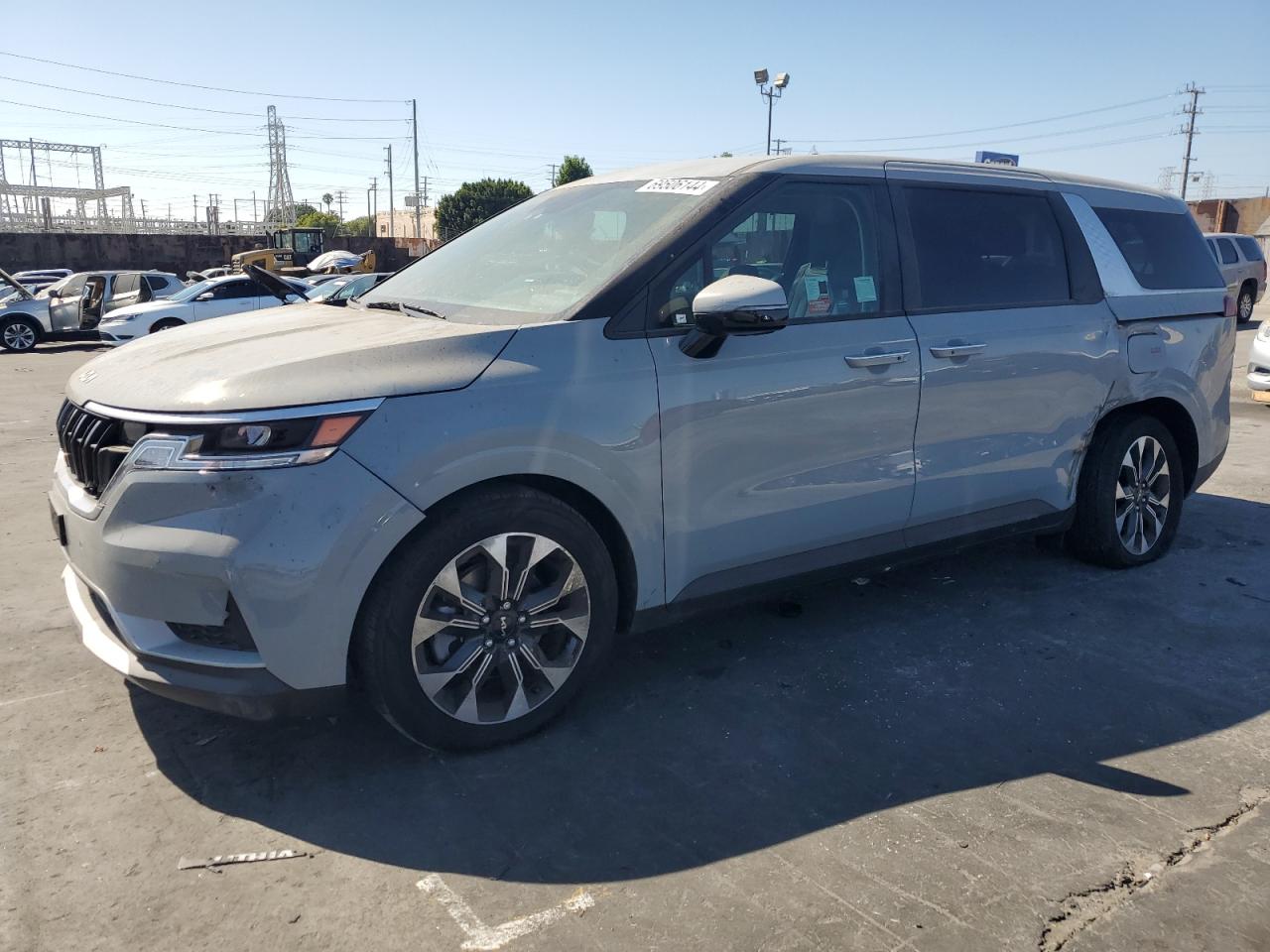 KIA CARNIVAL E 2024