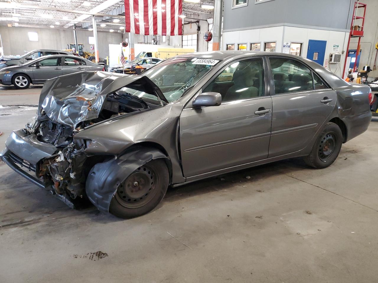 TOYOTA CAMRY LE 2005