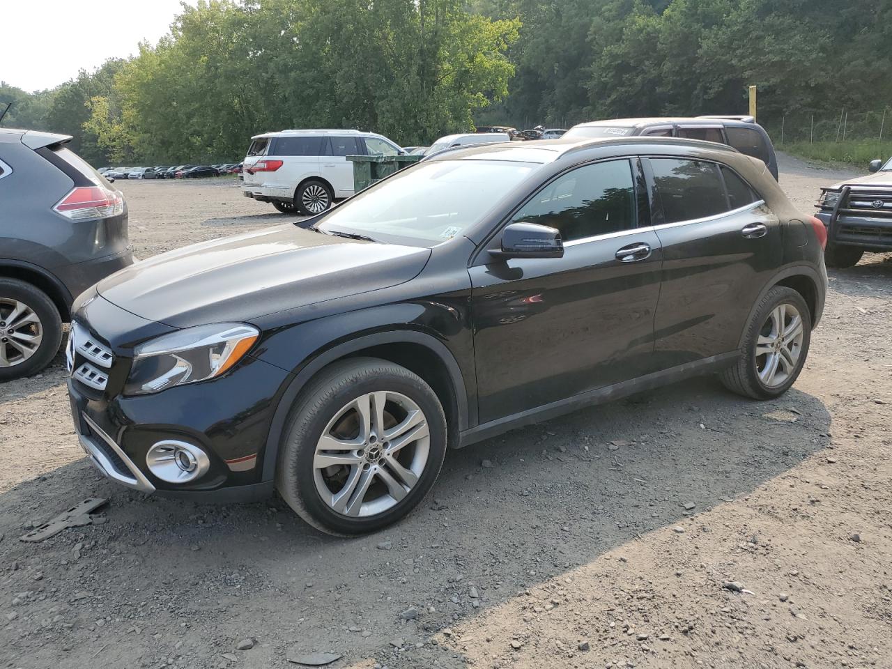 MERCEDES-BENZ GLA-CLASS 2019