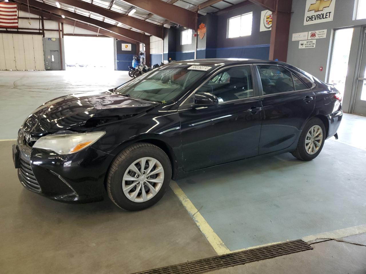 TOYOTA CAMRY LE 2016