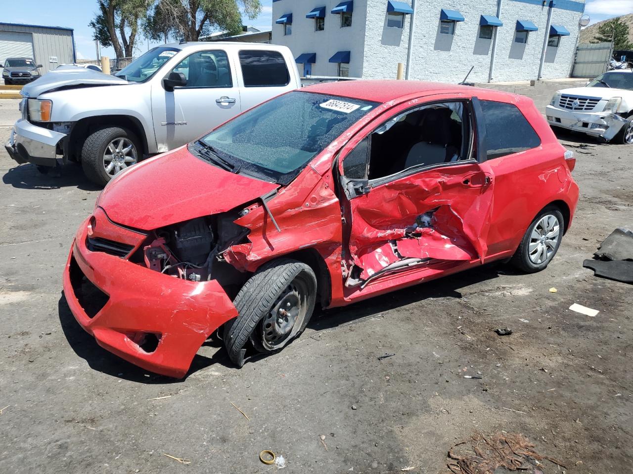 TOYOTA Yaris 2013