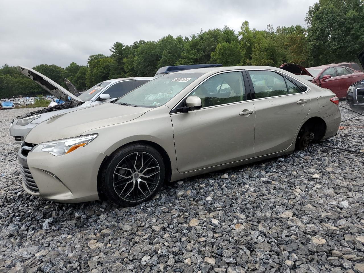 TOYOTA CAMRY LE 2017