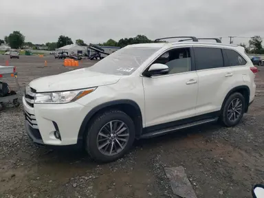 Toyota Highlander 2019