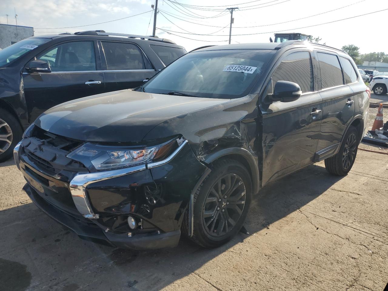 MITSUBISHI OUTLANDER 2018