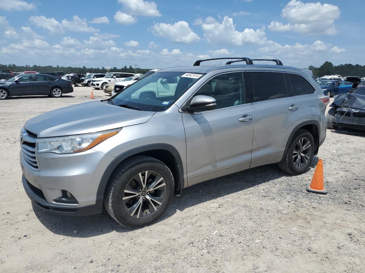 TOYOTA HIGHLANDER 2016